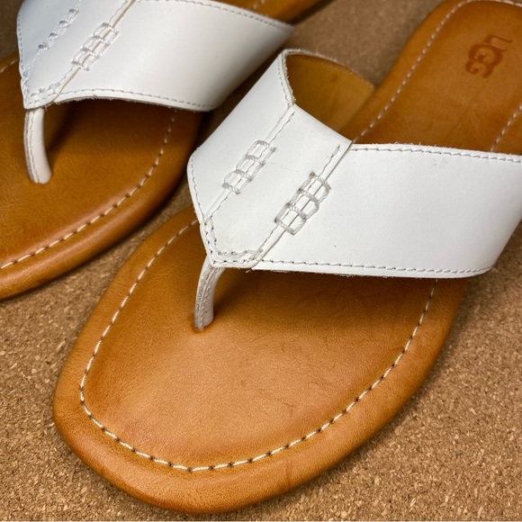 Ugg Carey Flip Flop Leather Sandals Size 6 - Picture 4 of 16